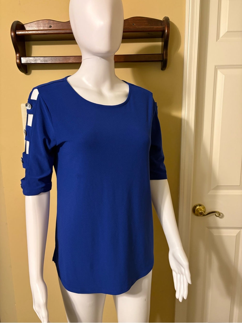 Women’s Royal Blue Button-Accent Sleeve Top Size S